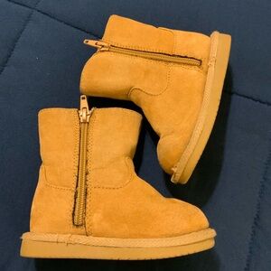 Kohl's Kids Tan Suede Boots